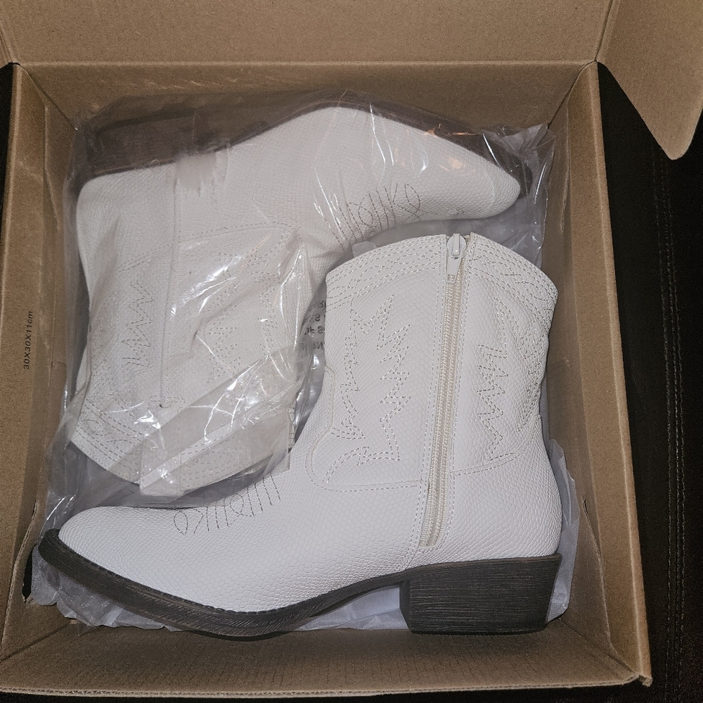 Western Ankle Booties - 7.5